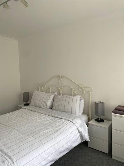 Teith Court Apartment With Private Parking. Stirling Exterior foto